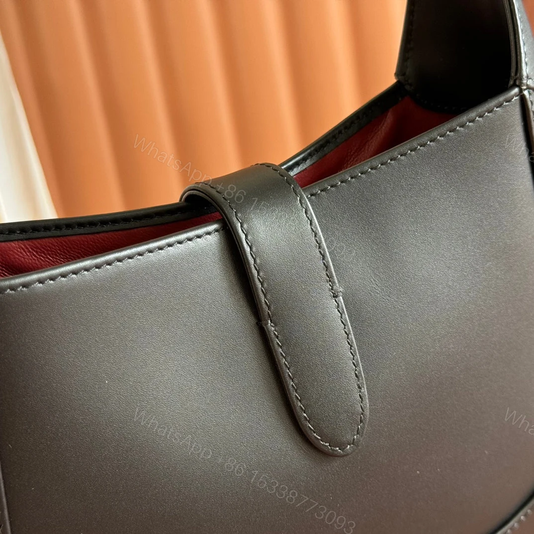 View 7 of JACKIE SMALL SHOULDER BAG 27 IN BLACK CALFSKIN GOLD HARDWARE
