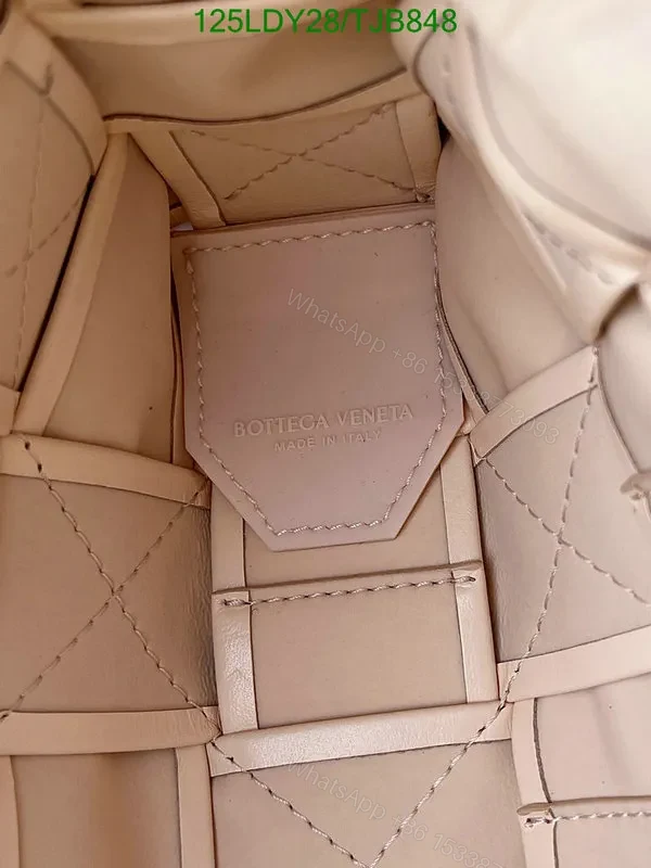 View 34 of Bottega Veneta Premium Nappa Leather Intrecciato Weave Bag with Magnetic Fastening BV9101