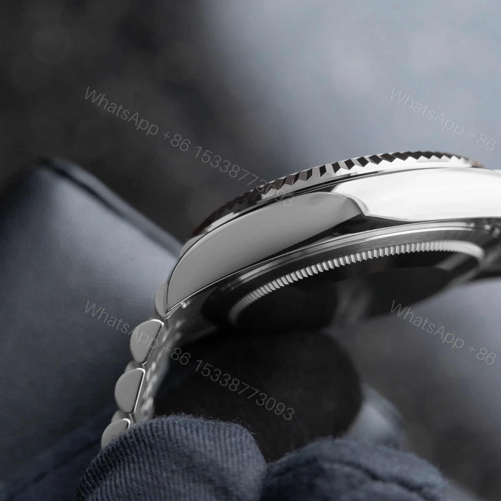 View 11 of Superclone Rolex Sky-Dweller Bright black Dial 336934 Jubilee