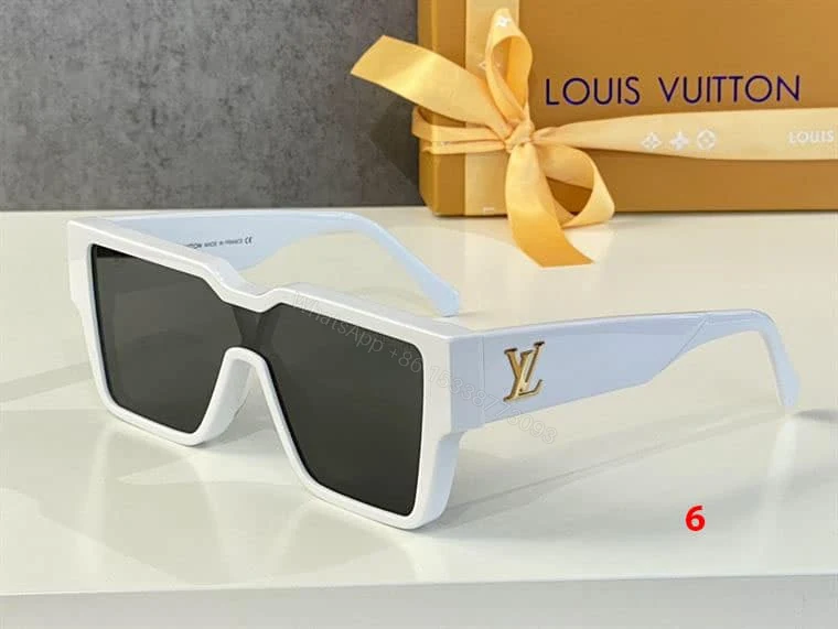 View 9 of LV SUNGLASSES – GLVT25