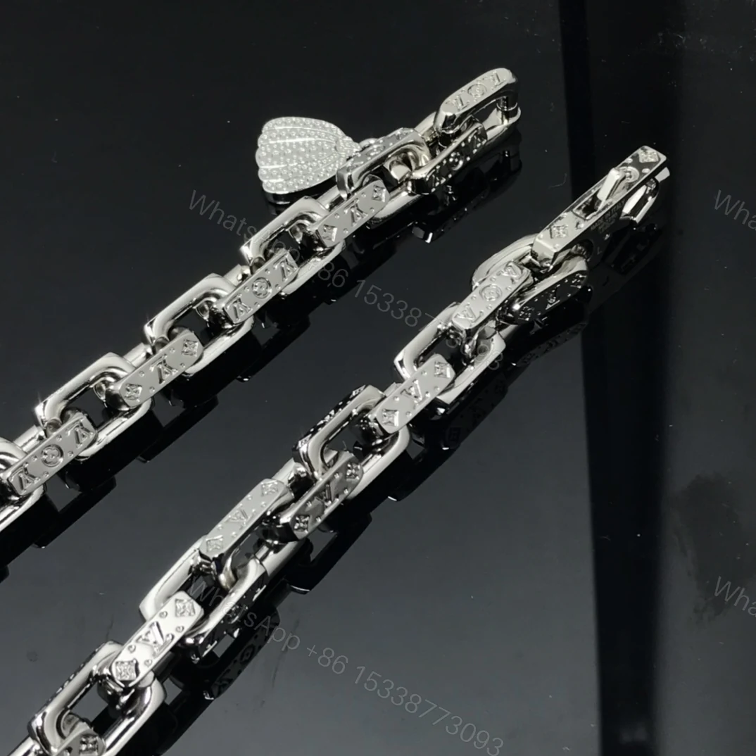 View 3 of EN – Lux LV Necklaces 032
