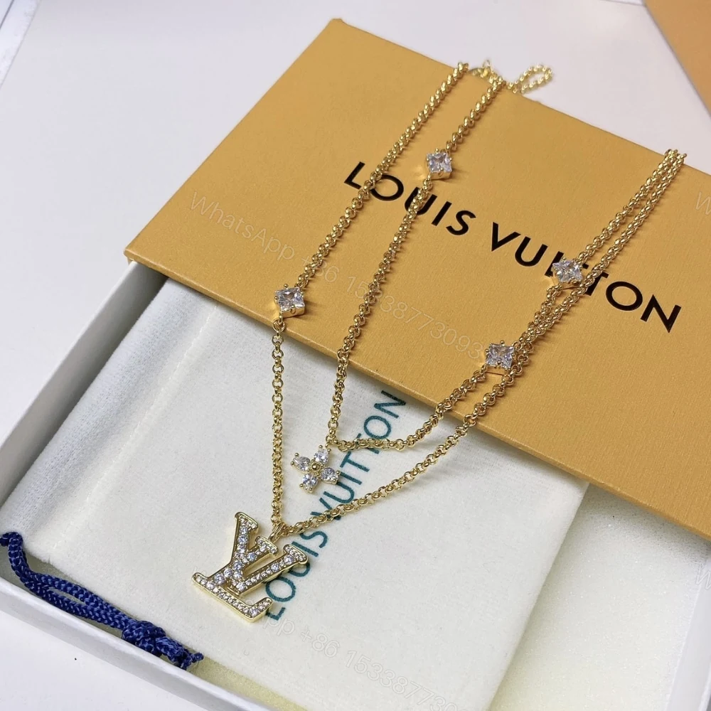 View 2 of LOUIS VUITTON LADY LV NECKLACE GOLD TONE M01845