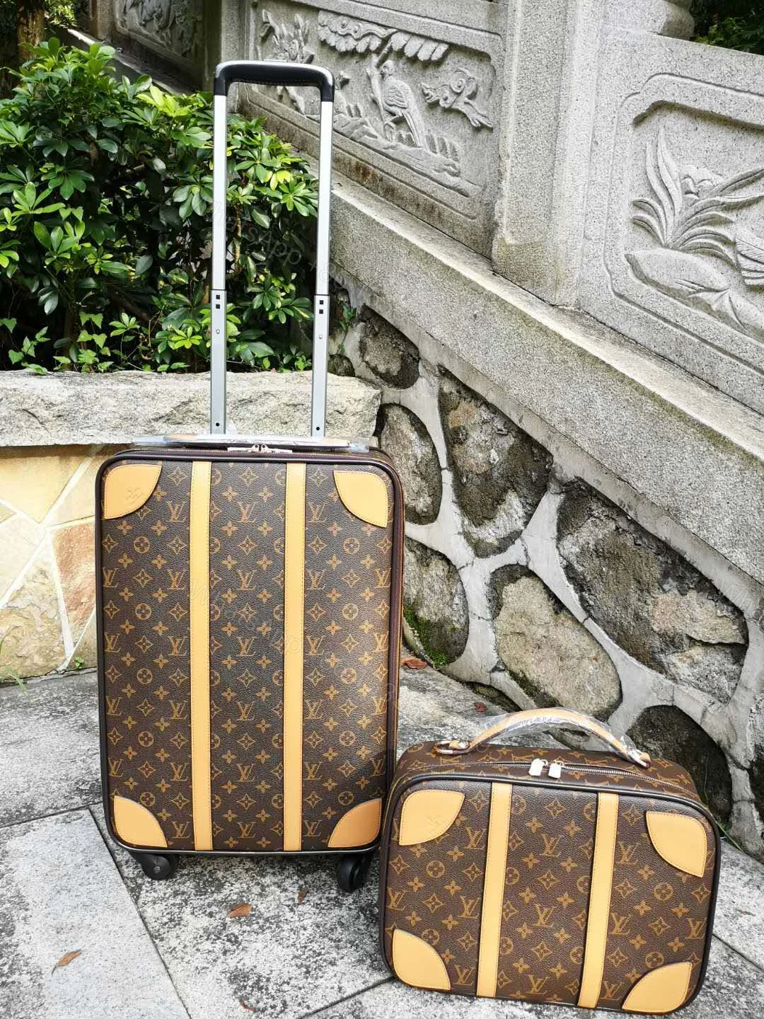 LV 原單 Monogram 經典旅行箱套組 行李箱 收納箱 — view 1