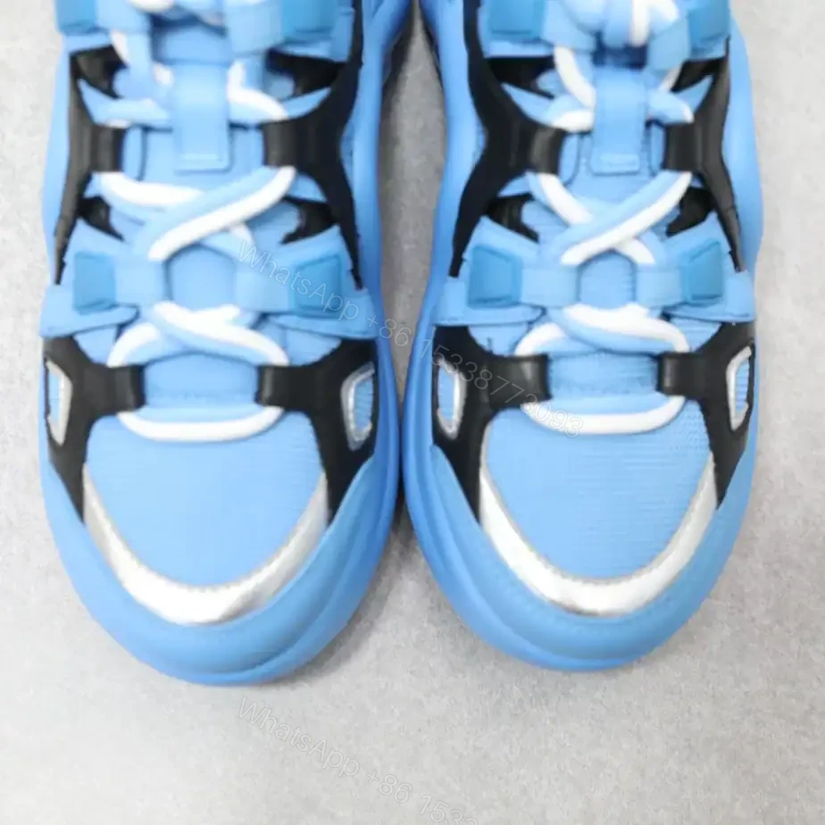 View 6 of LV ARCHLIGHT SNEAKER – LSVM013