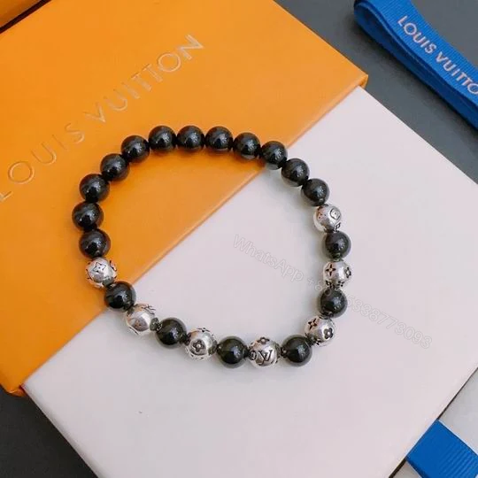 View 4 of LV bracelet 11ly227