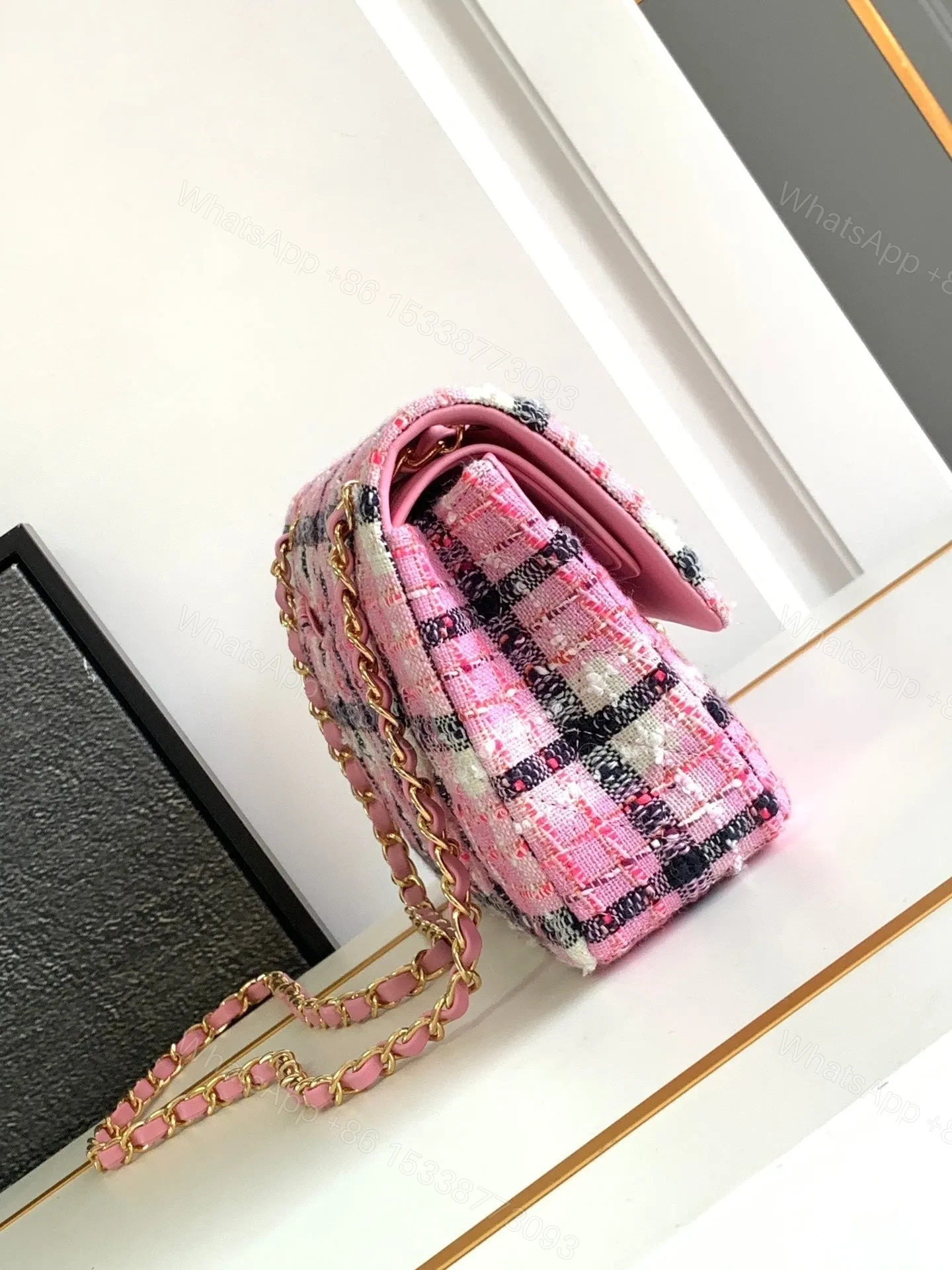 View 9 of CC MEDIUM 25 CLASSIC BAG IN LIGHT PINK MIX BLACK WOOL TWEED