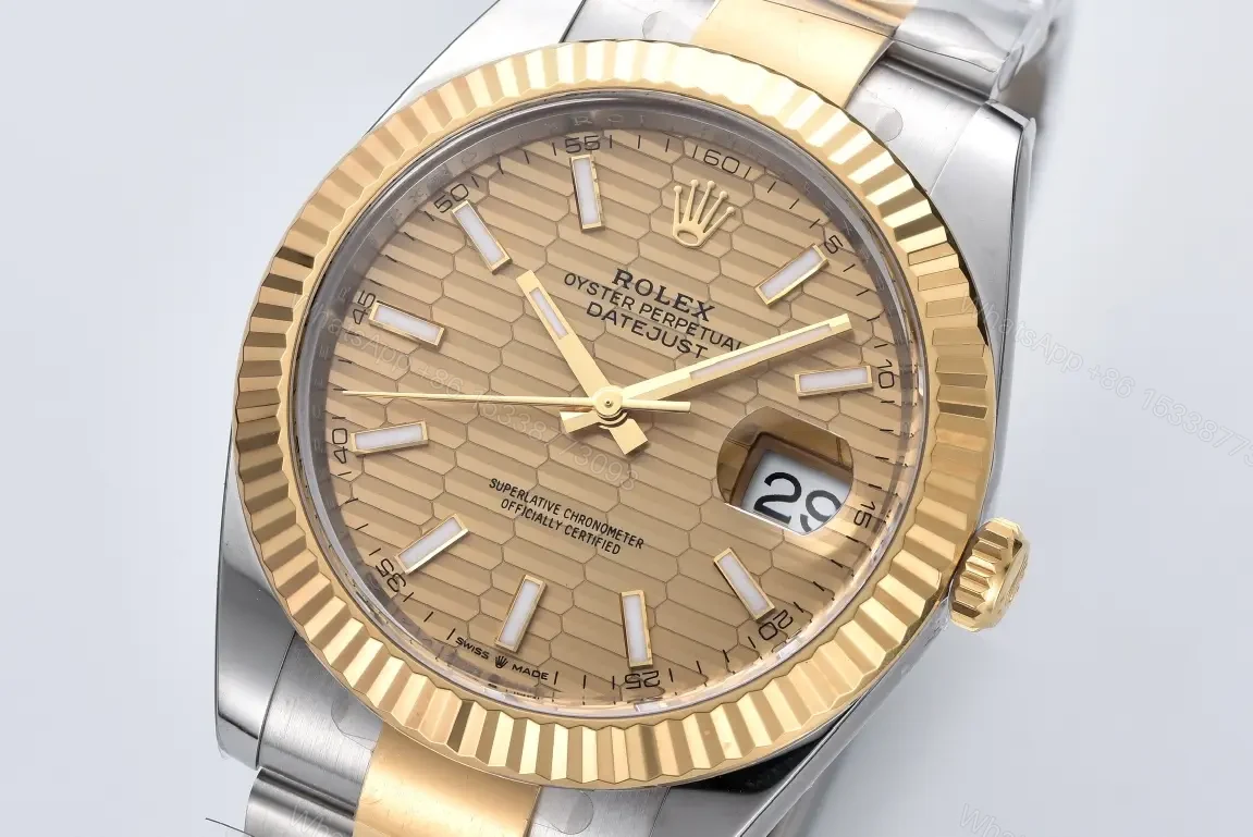 View 2 of Rolex Datejust 41 Rolesor Yellow Fluted Oyster Champagne – Fluted 126333-0021
