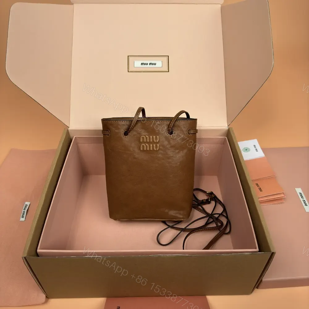 高仿miumiu*5NR460小羊皮水桶包棕色免檢版 — view 1