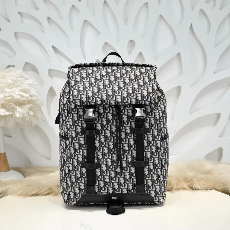 Monogram Backpack: Dior Oblique, Black–Ivory, Structured Design — view 1