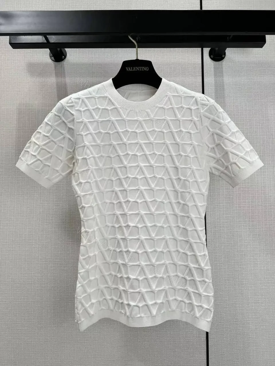 VALENTINO — view 1