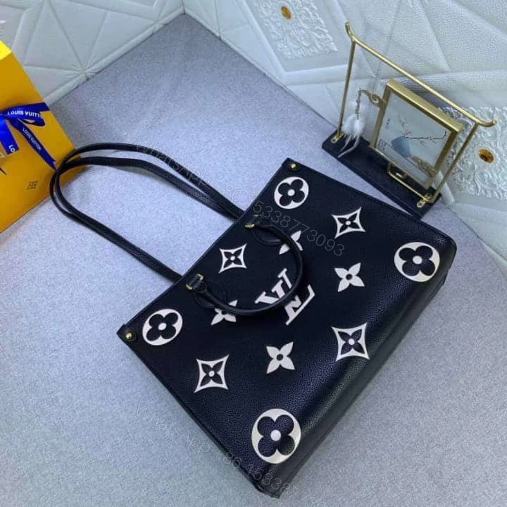 View 5 of Louis Vuitton Onthego MM Black Cream 35Cm M45495