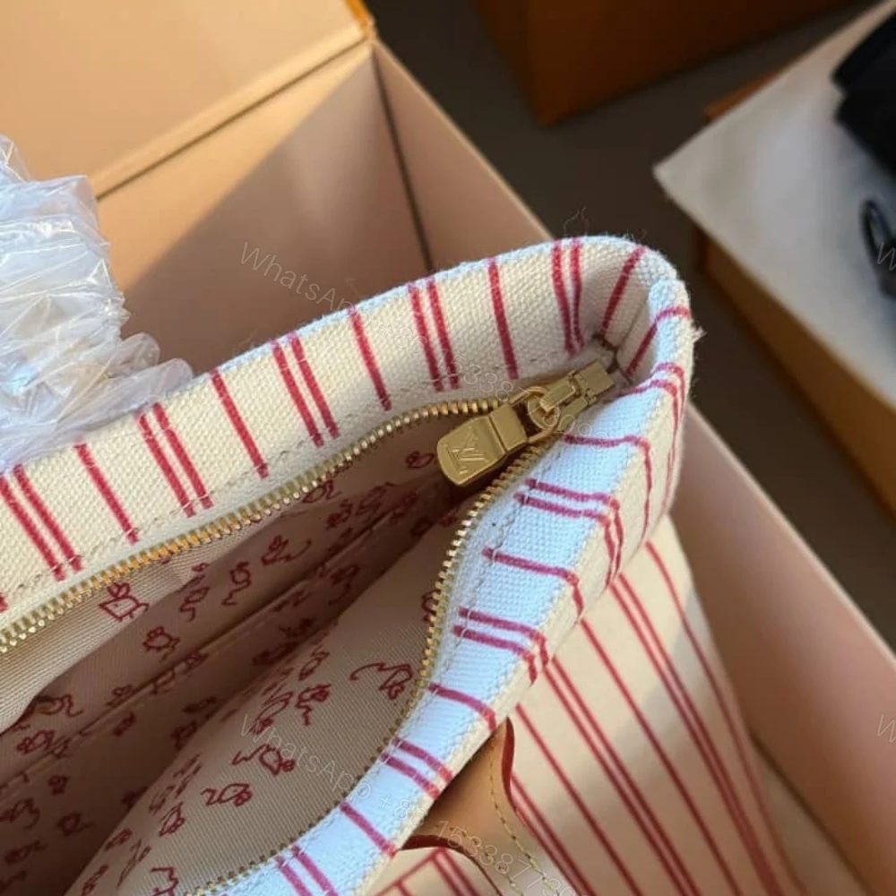 View 6 of LOUIS VUITTON CARRY IT BEIGE 37CM M15121