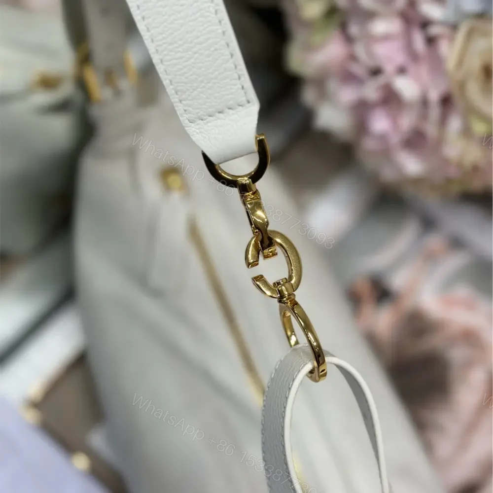 View 5 of 高仿Dior*D-Journey系列M2416M030小牛皮單肩包小號白色免檢版