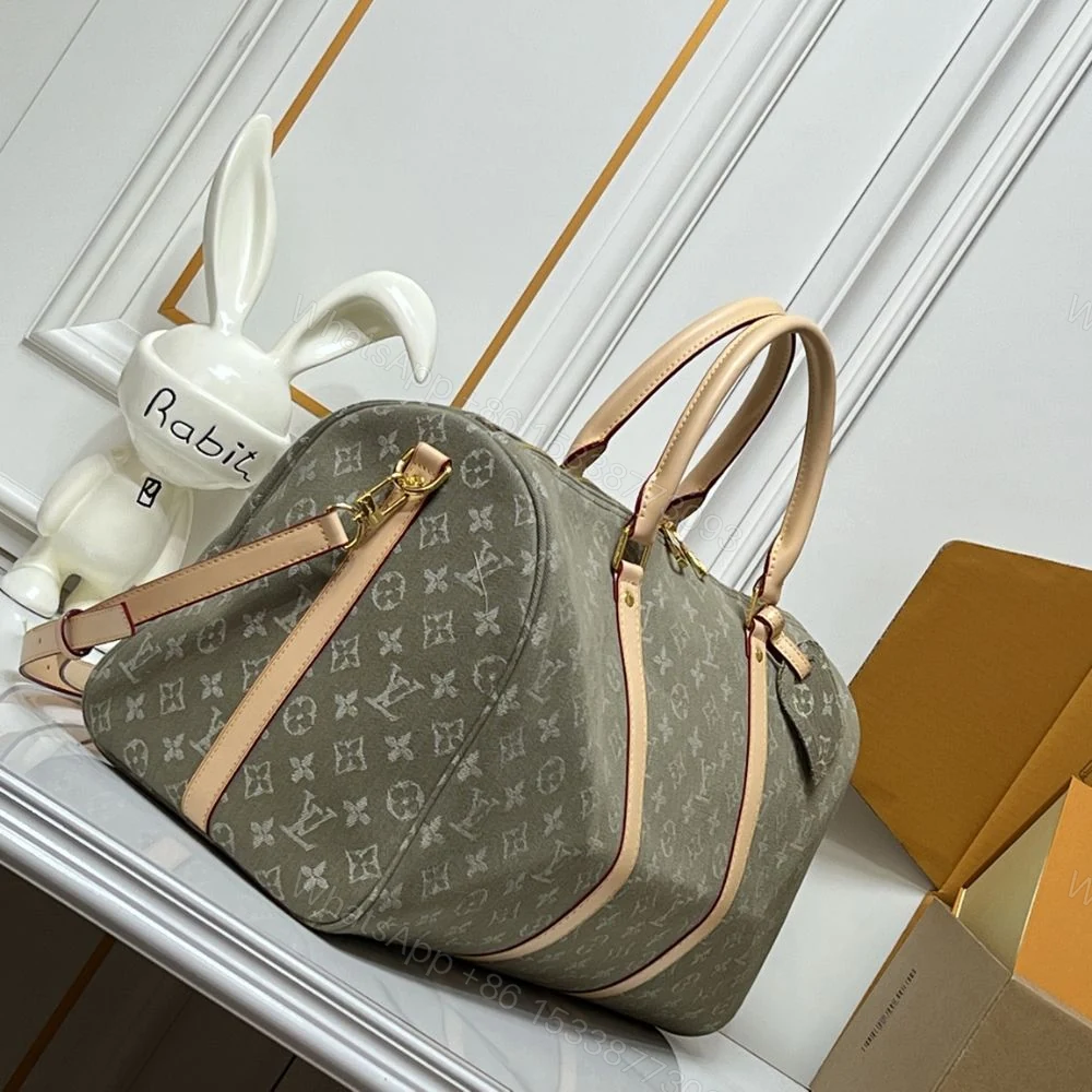View 3 of Louis Vuitton Keepall Bandoulière 45 Khaki 45Cm