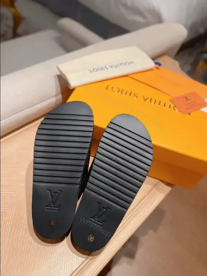 View 4 of LOUIS VUITTON MIAMI MULE SANDAL – LVS27