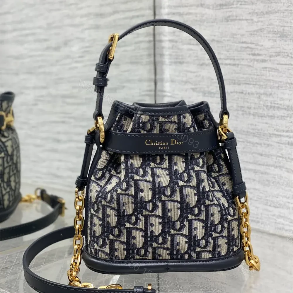 View 2 of 高仿Dior*Cest系列M227M928印花水桶包小號免檢版