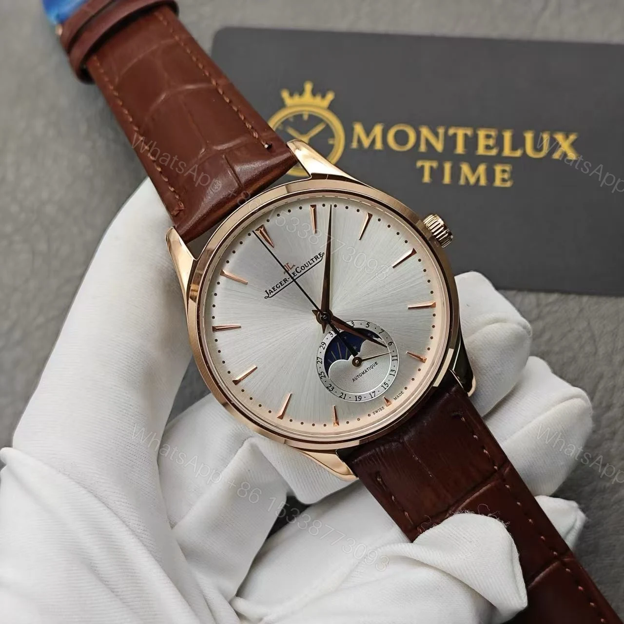 View 3 of Jaeger-LeCoultre Master Ultra Thin Moon Rose Gold Super Clone Replica