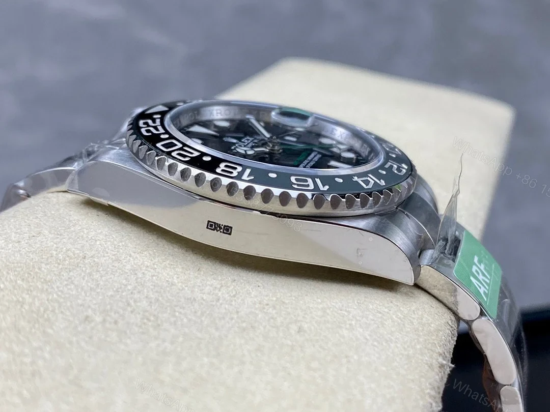 View 4 of Superclone Rolex GMT-Master II 126710GRNR “Bruce Wayne” Oyster 2024