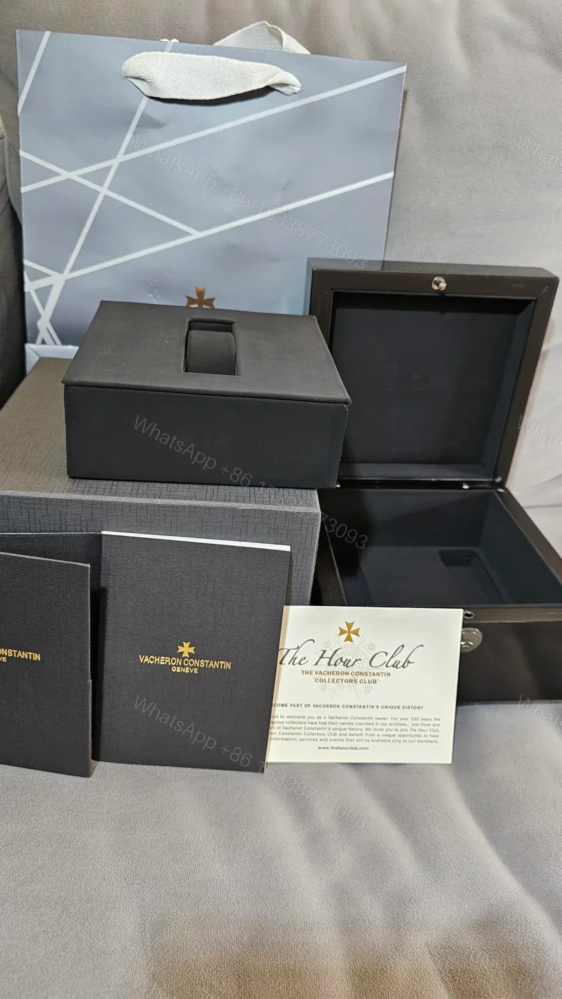 View 2 of Vacheron Constantin Traditionnelle Complete Calendar
