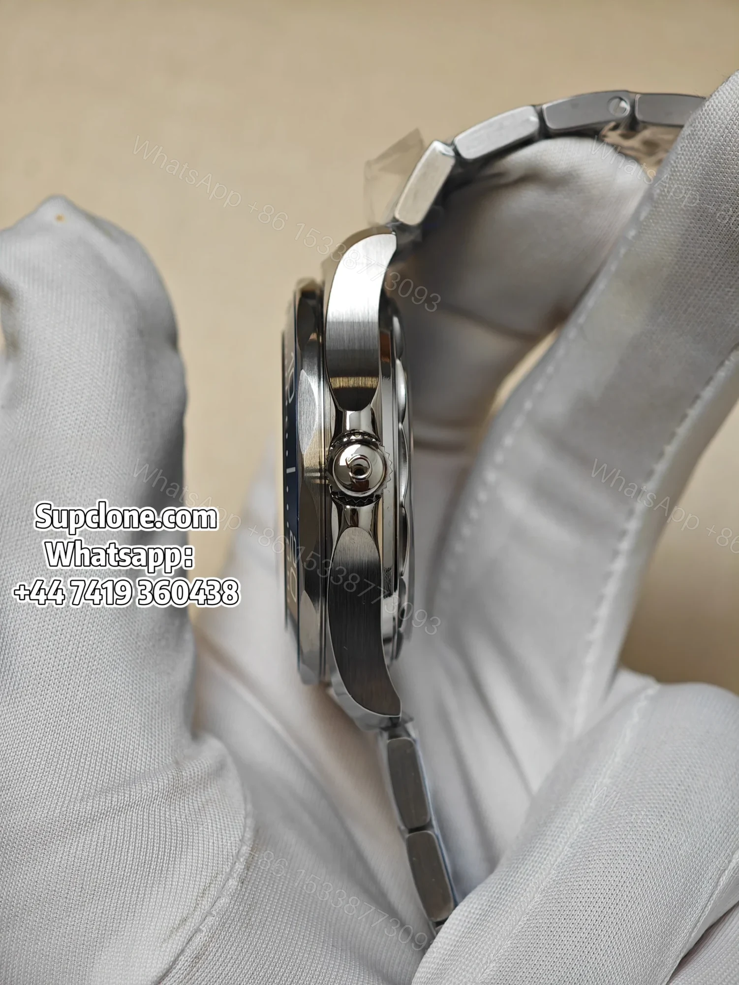 View 11 of OMEGA Super Clone Seamaster Diver 300M 210.30.42.20.03.001 42mm