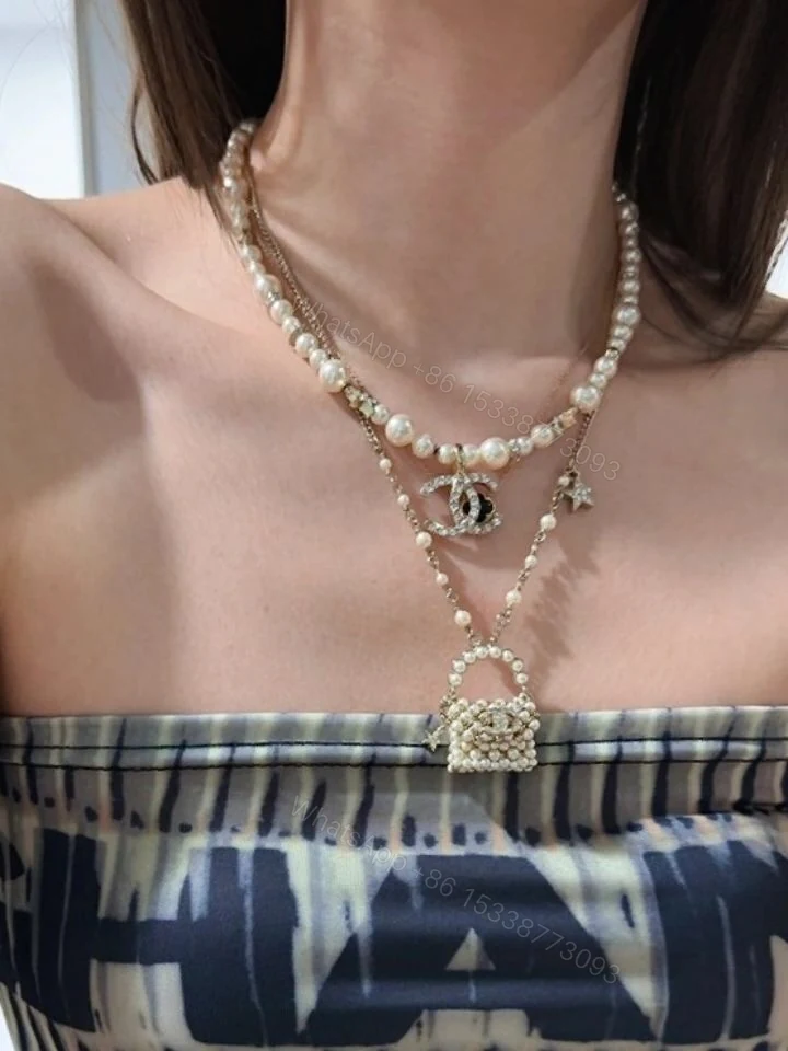 View 2 of EN – Lux Chanel Necklaces 005