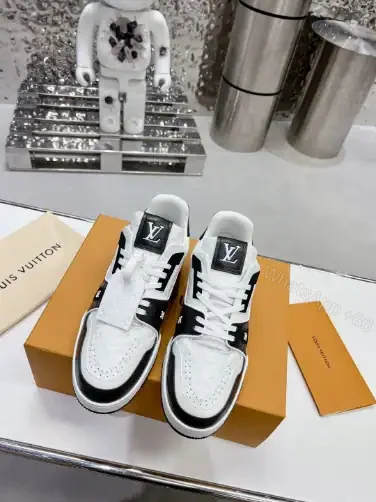 View 5 of LOUIS VUITTON TRAINE SNEAKERS IN WHITE AND BLACK – LSVT382