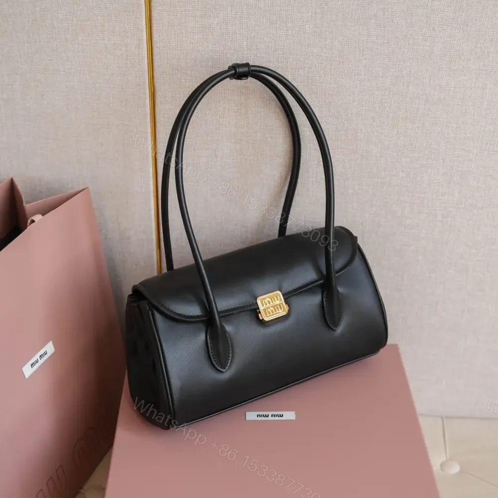 View 9 of 高仿miumiu*5BD265手提單肩包黑色免檢版