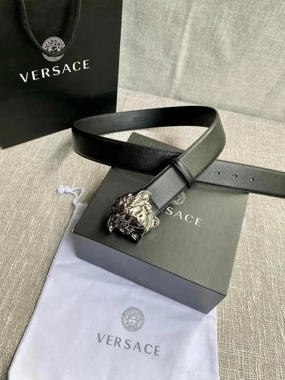 View 3 of Sleek Black Leather Medusa Buckle Belt - Versace, 3cm#