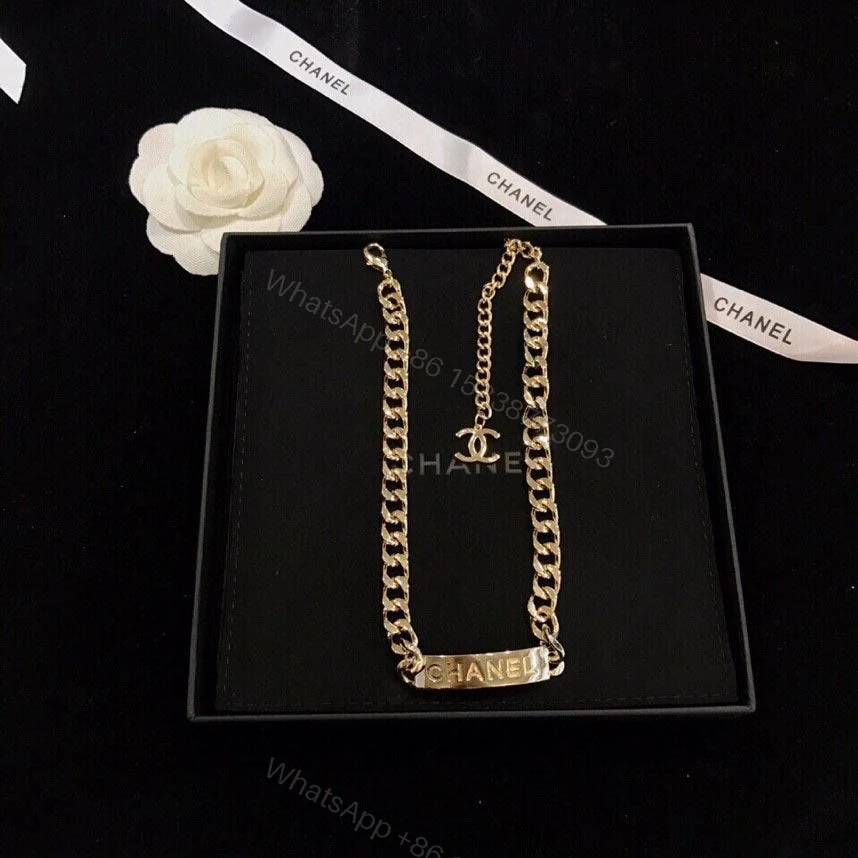 View 3 of EN – Lux Necklace CHL018