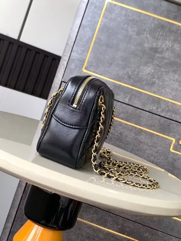 View 2 of Quilted Leather Bag â€“ Black, Lambskin, Classic Chic, Versatile Carry
