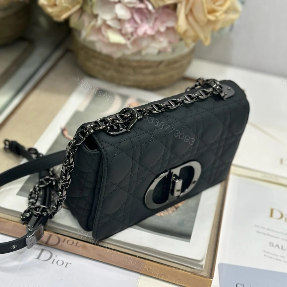 View 3 of 高仿Dior*Caro系列M9240M900小牛皮鏈條包黑銀小號免檢版