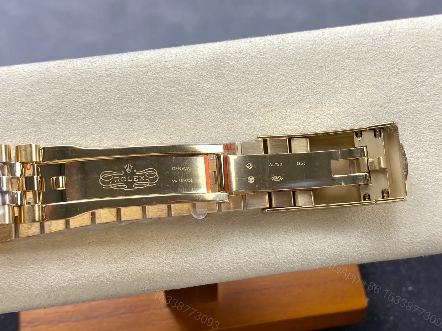 View 8 of Rolex Sky-Dweller Green Dial 336938 (Jubilee)
