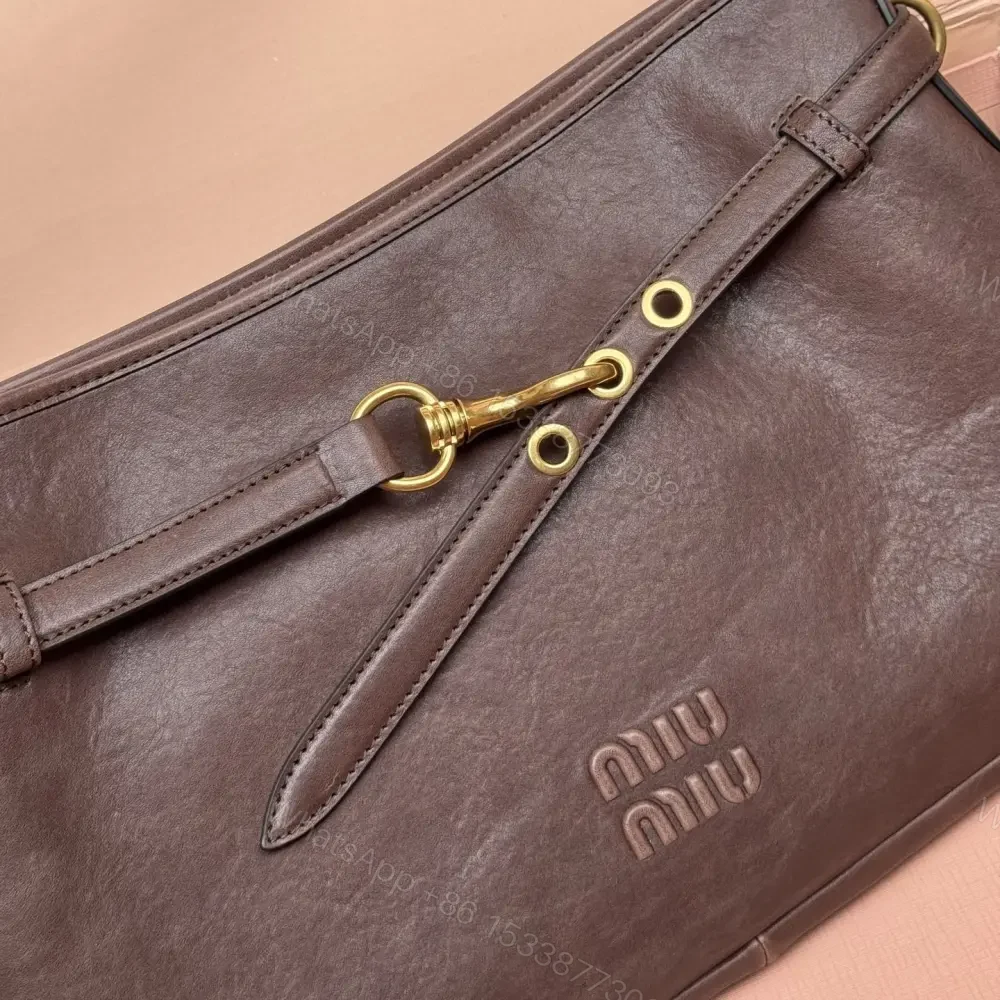 View 6 of 高仿miumiu*Aventure系列5BC181小羊皮腋下包石楠木色中號免檢版
