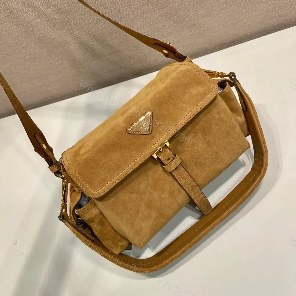 View 3 of 高仿Prada*Explore系列1BD394麂皮郵差包中號棕色免檢版