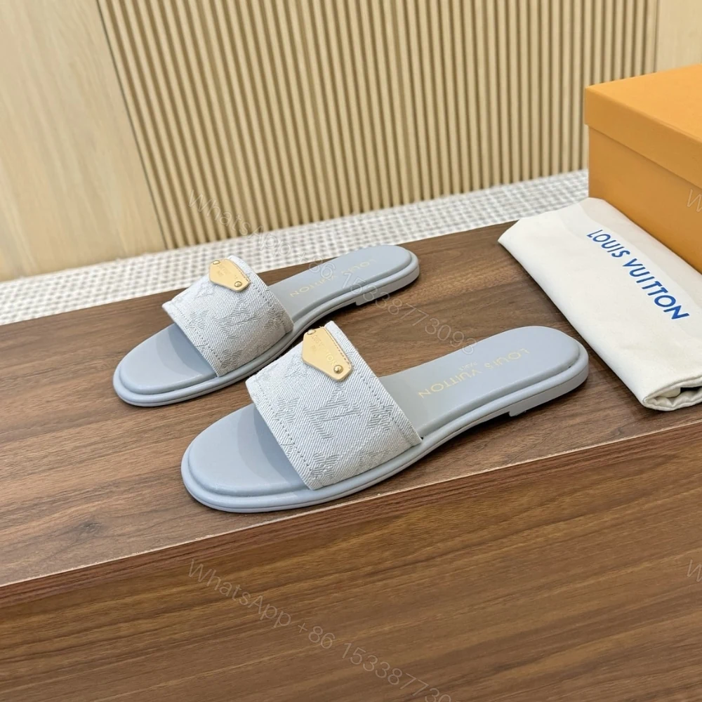 View 4 of LOUIS VUITTON LILY FLAT MULE GRAY 1AGXAA