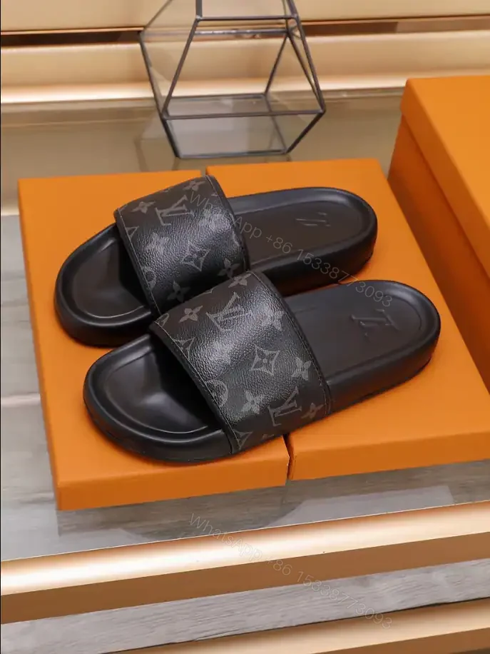 View 3 of LV WATERFRONT MULE – LVS42