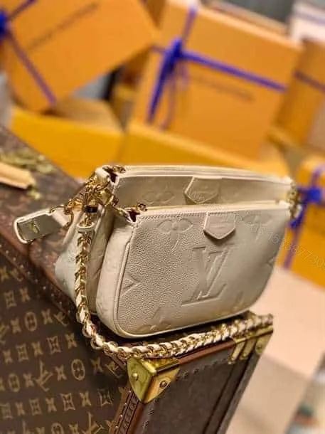 View 4 of LOUIS VUITTON MULTI POCHETTE ACCESSOIRES – LBV372