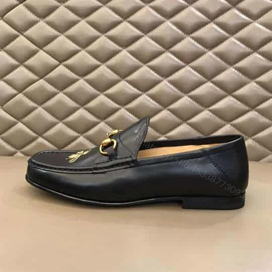 View 3 of GUCCI LEATHER LOAFER WITH BEE – LDG009