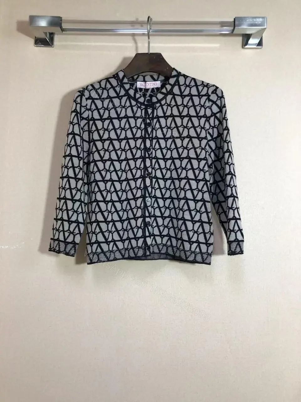 VALENTINO — view 1