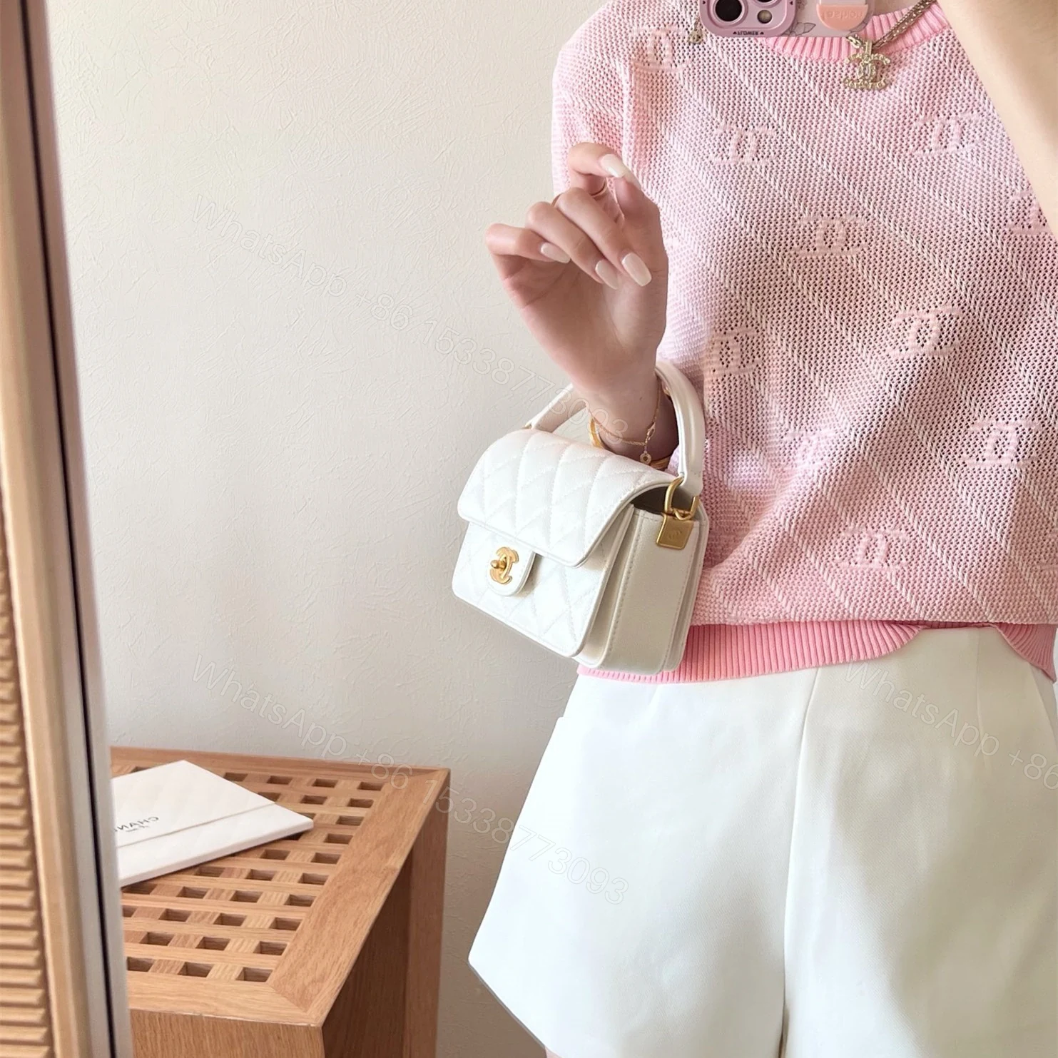 View 12 of 高仿Chanel*24K系列AS03002手柄口蓋包Mini牛皮免檢版