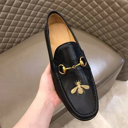 View 4 of GUCCI LEATHER LOAFER WITH BEE – LDG009