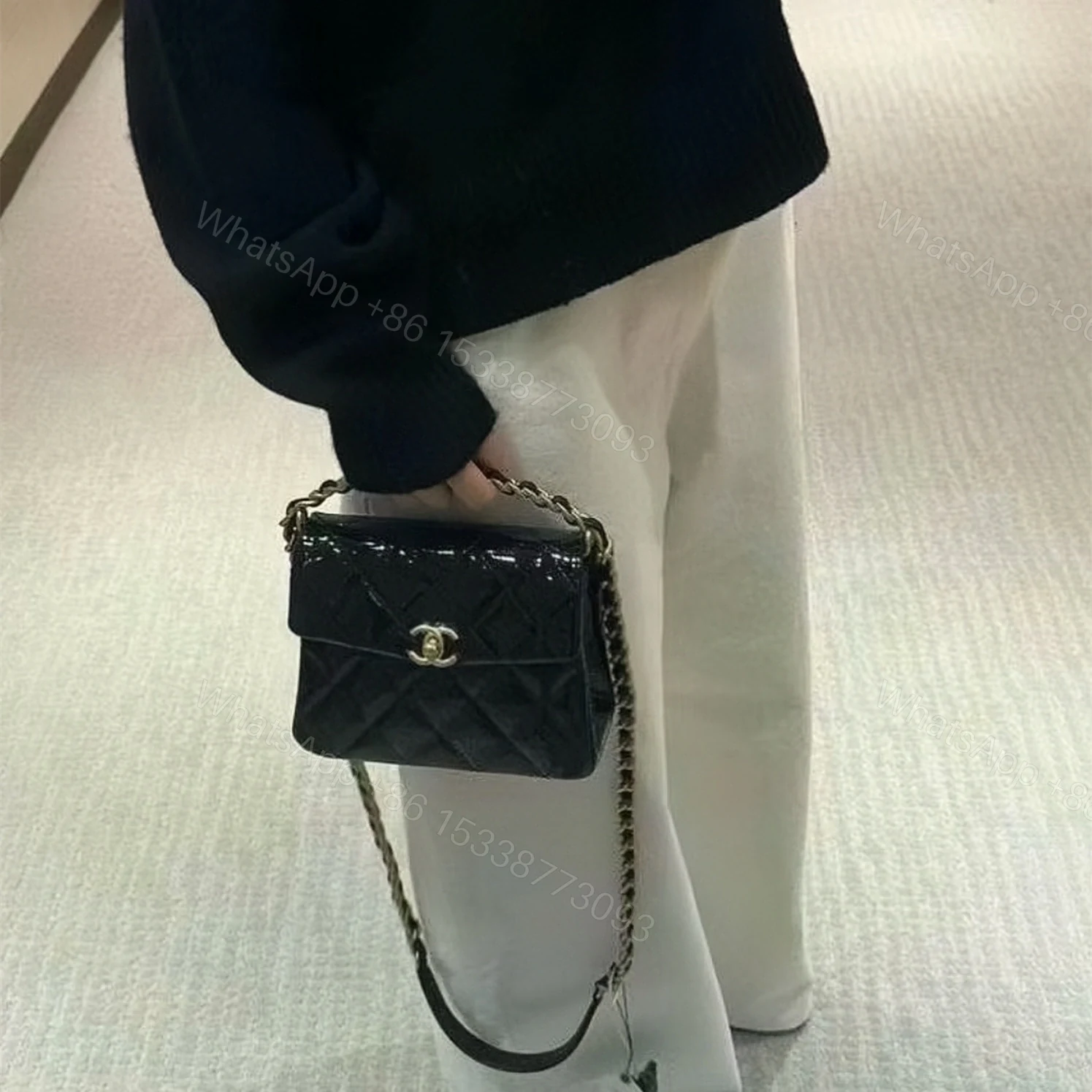 View 19 of 高仿Chanel*24S系列AS4472黑色漆皮單肩包免檢版