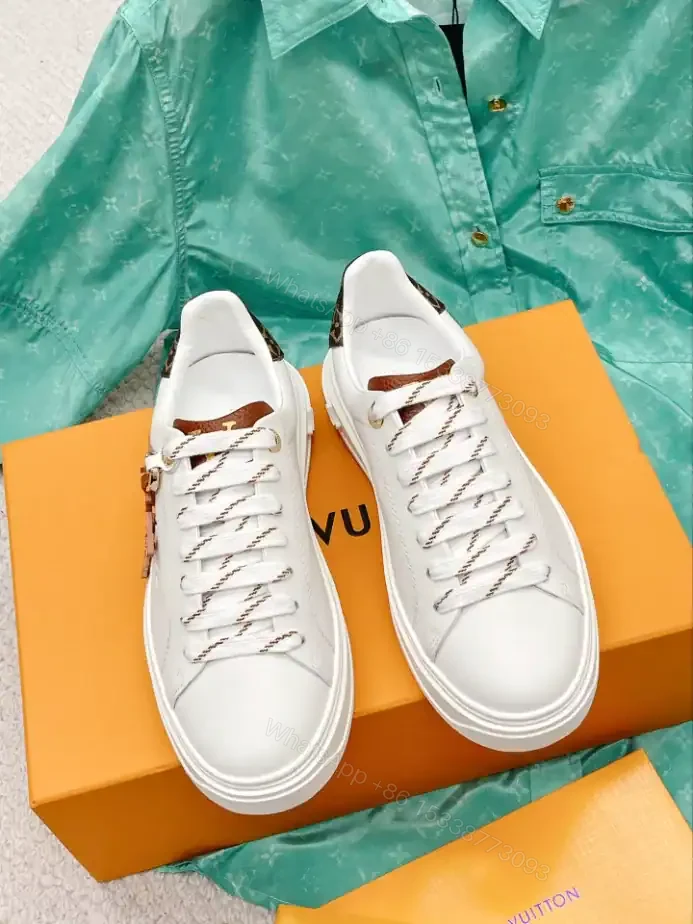 View 2 of LV TIME OUT SNEAKER – LSVM033