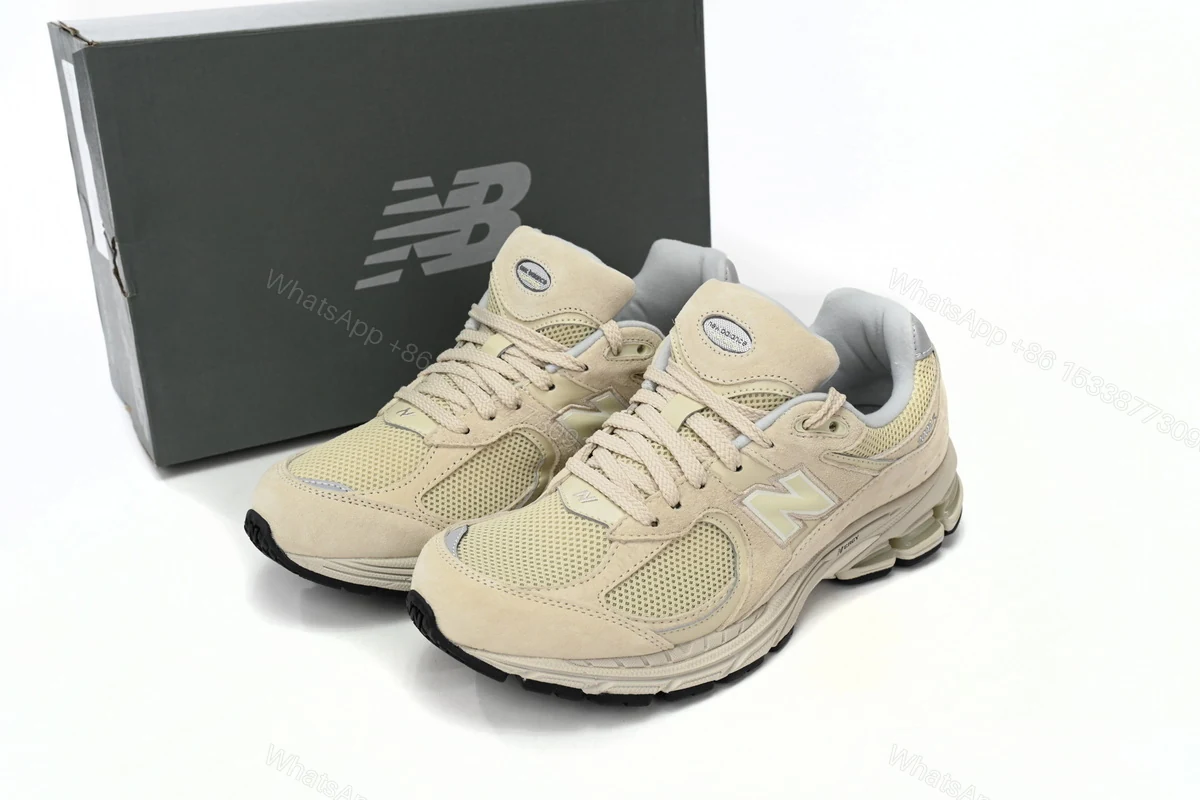New Balance 2002R Beige M2002RE — view 2
