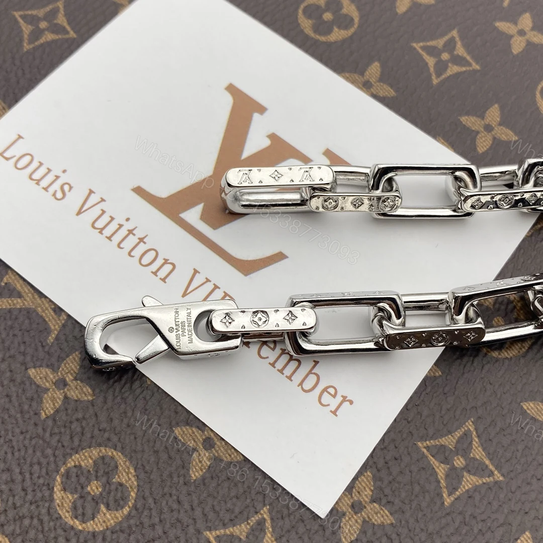 View 3 of EN – Lux LV Necklaces 079