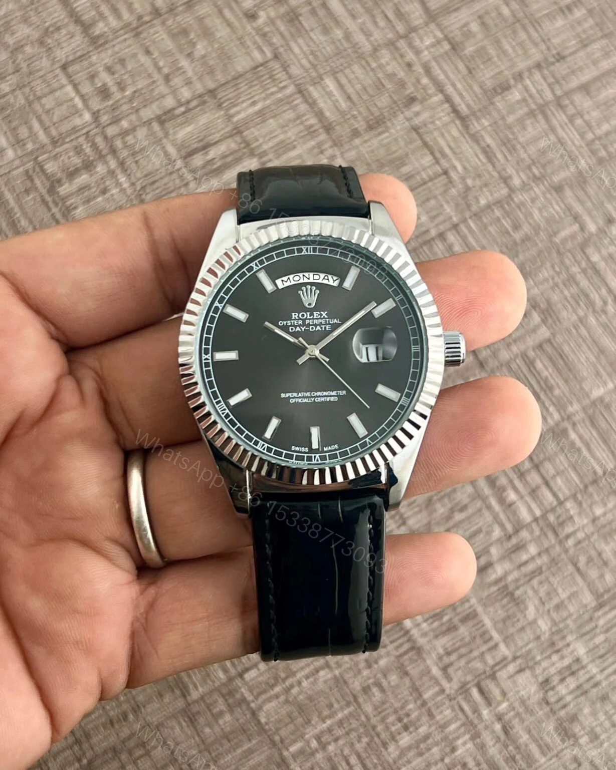 Rolex Day-Date Croco Black 40MM Quartz — view 1