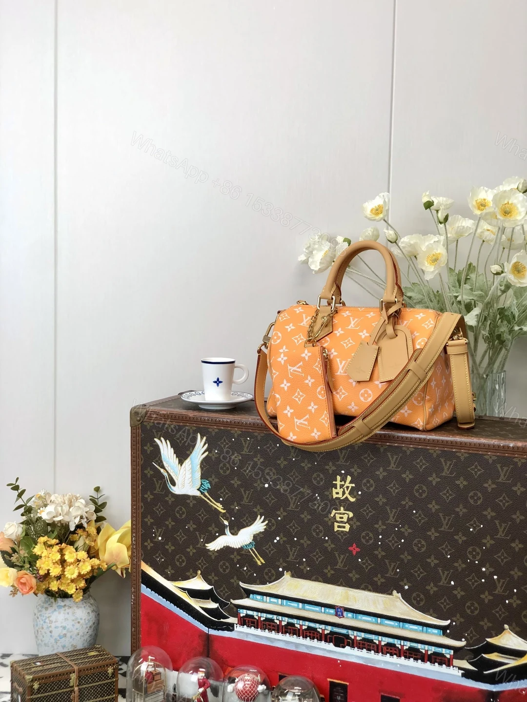 LV 高仿波士頓包 M13912 橘色Monogram 手提旅行款 — view 1