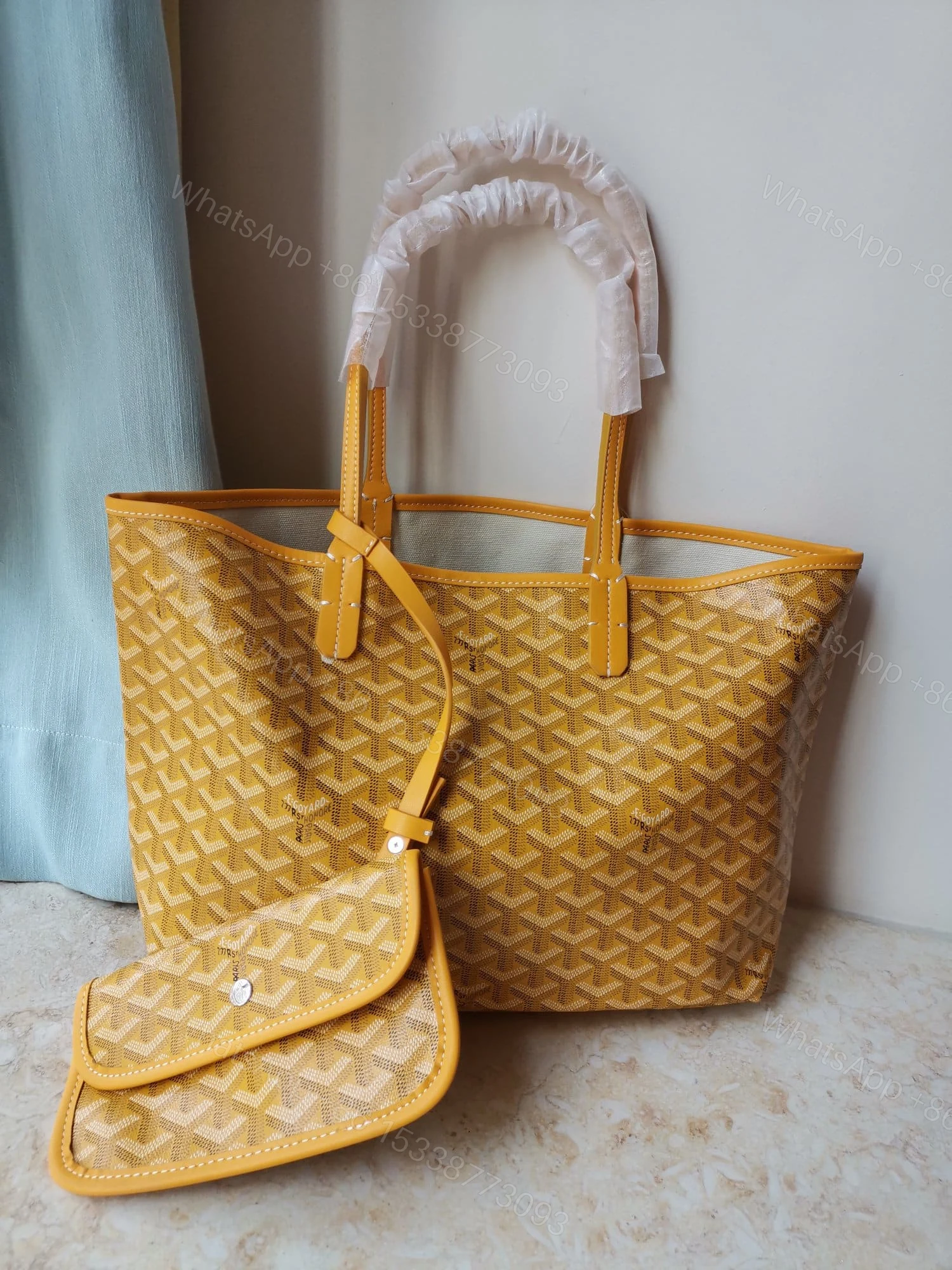 View 10 of GOYARD ANJOU PM BAG YELLOW 50CM ANJOUSPMLCG08TY08P