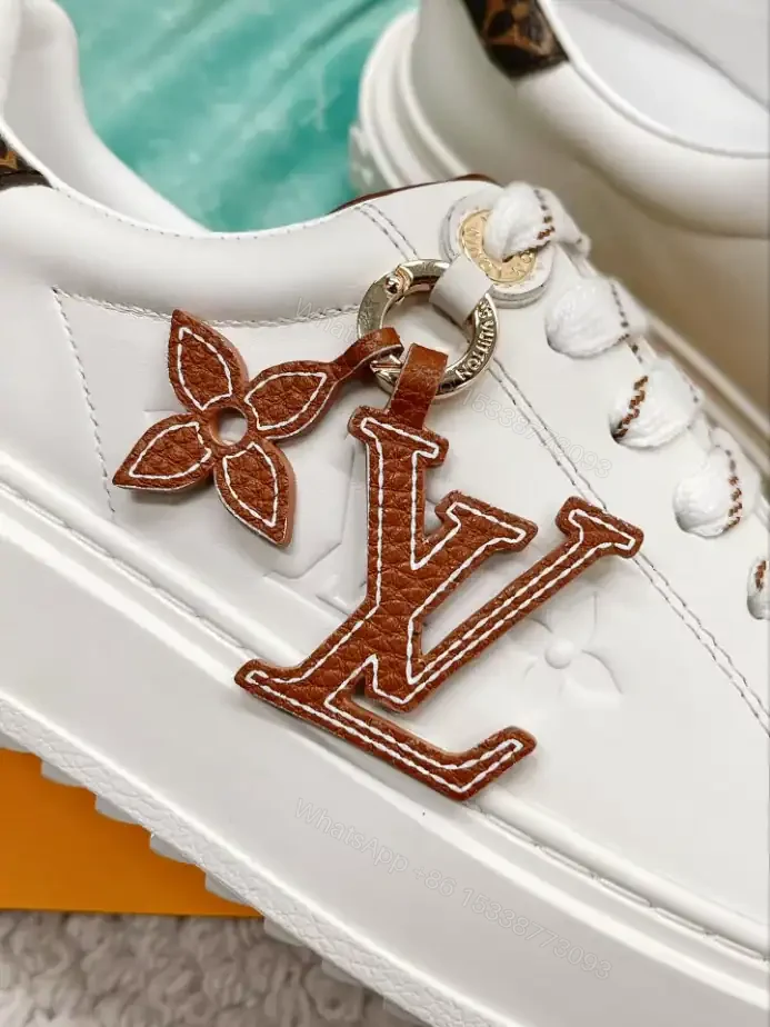 View 3 of LV TIME OUT SNEAKER – LSVM033