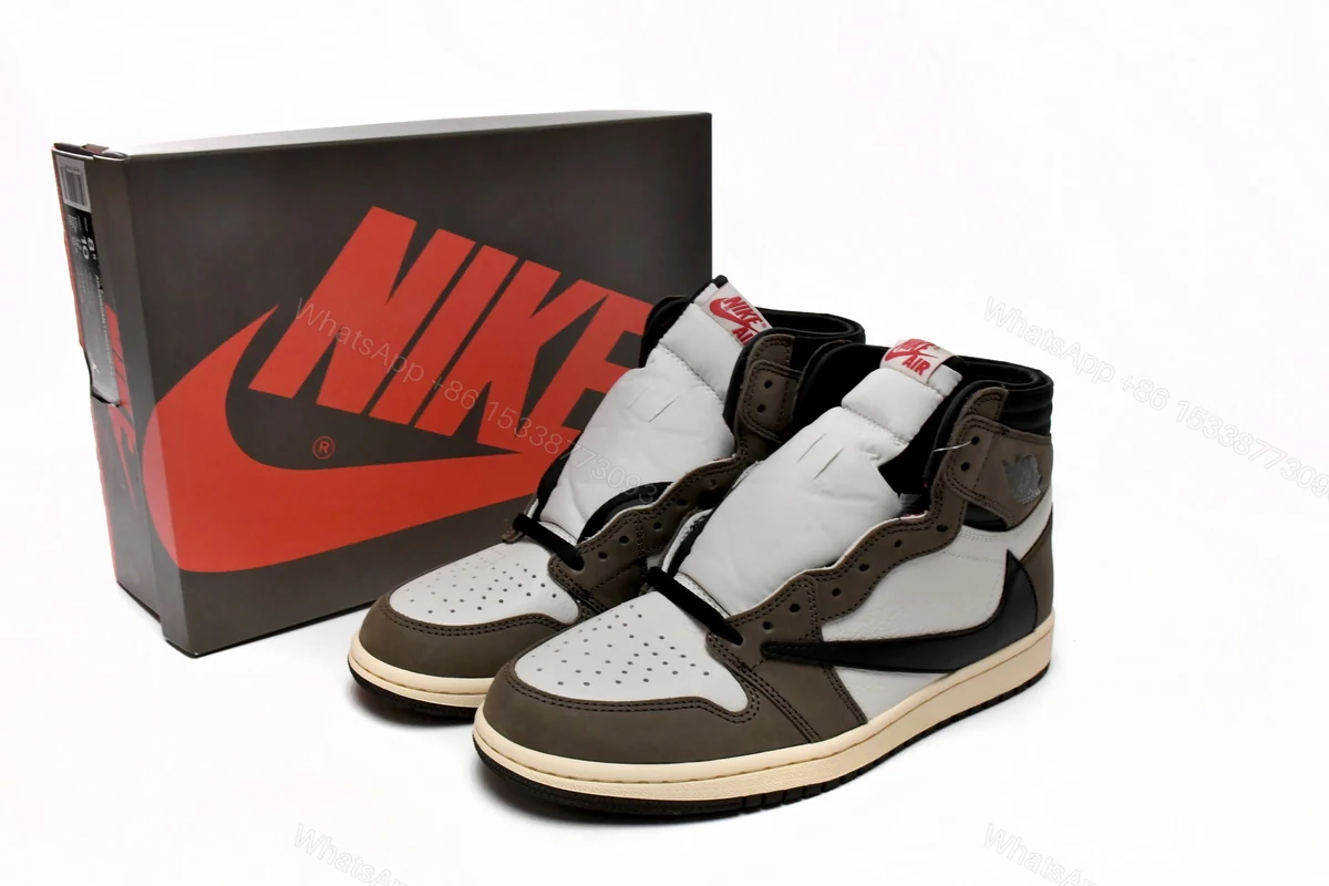 Air Jordan 1 Retro High Travis Scott CD4487-100 — view 2
